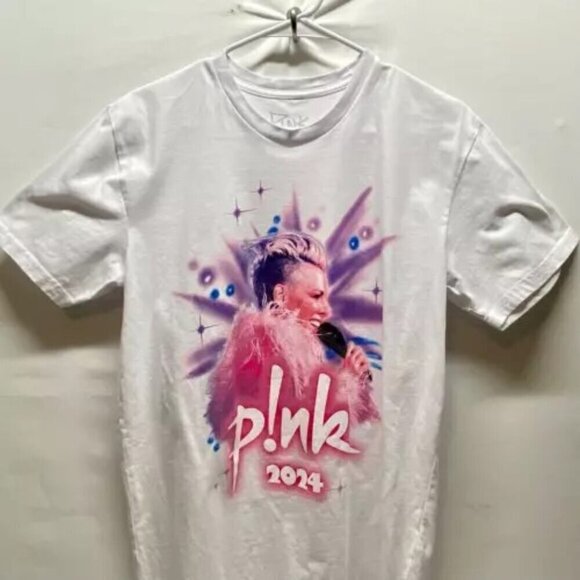 P!nk 2024 Concert Shirt Adult Medium White Short Sleeve T-Shirt Multi Color Logo - Picture 3 of 12